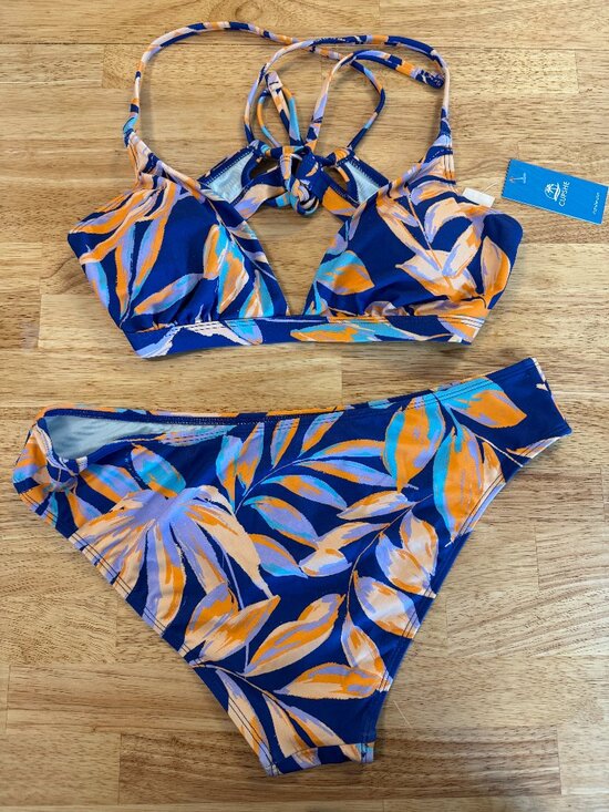 Cupshe Other - Lace-Back Top & Hipster Bikini Set